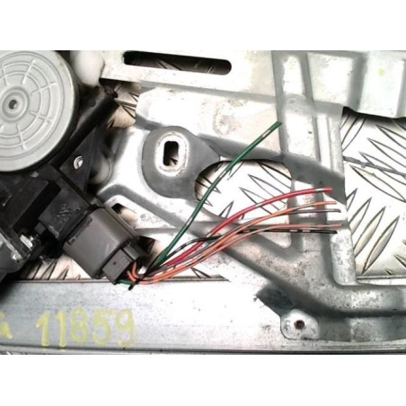 Leve vitre electrique avant gauche HONDA CIVIC 8 PHASE 2 d’occasion