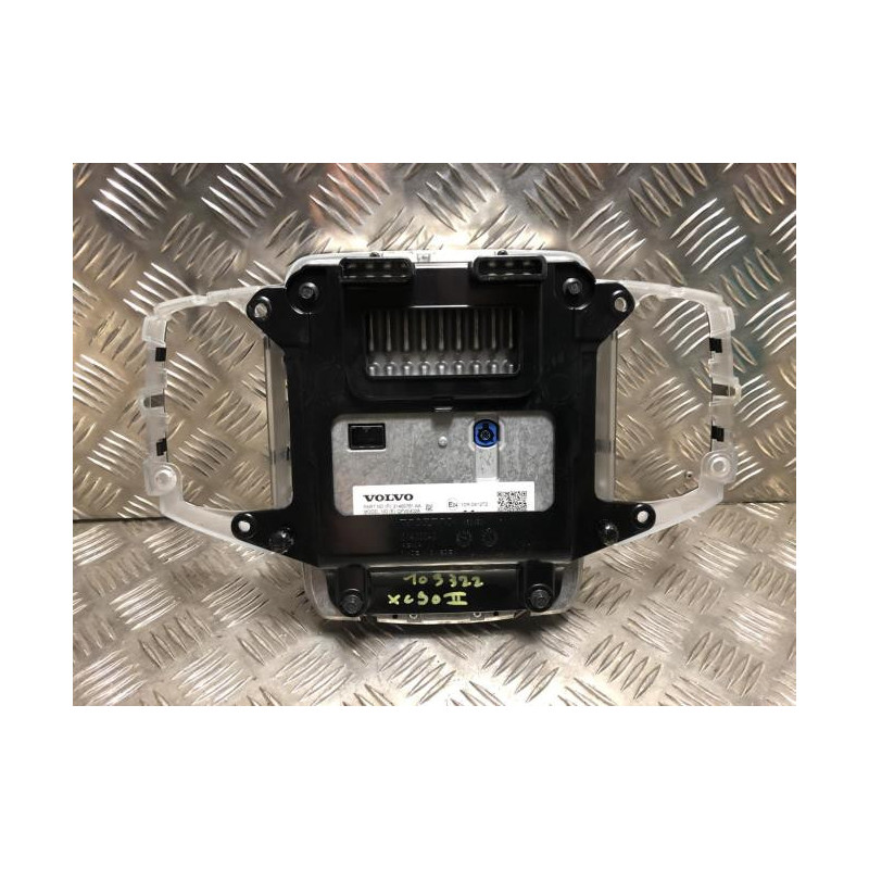 Ecran GPS VOLVO XC 90 2 PHASE 1 d’occasion