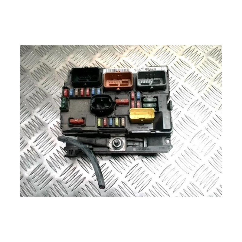 Boitier servitude moteur (BSM) CITROEN DS5 PHASE 1 d’occasion