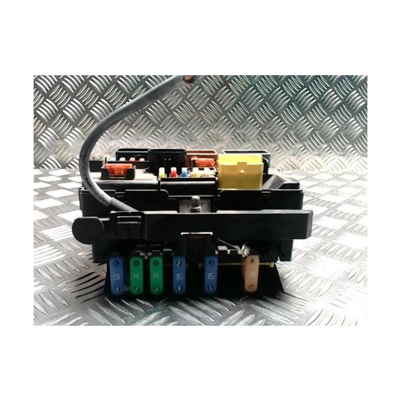 Boitier servitude moteur (BSM) CITROEN DS5 PHASE 1 d’occasion