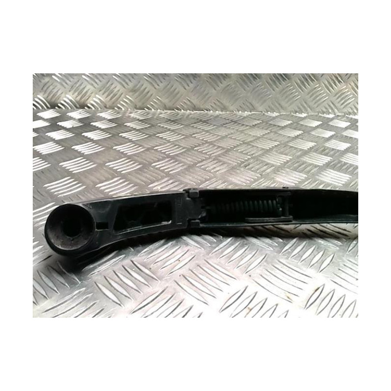 Bras essuie glace avant droit HONDA CIVIC 8 PHASE 2 d’occasion