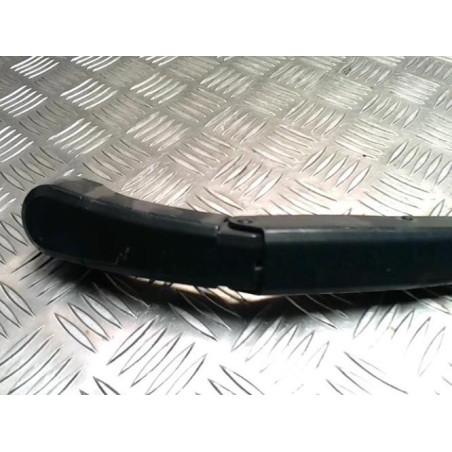 Bras essuie glace avant droit HONDA CIVIC 8 PHASE 2 d’occasion