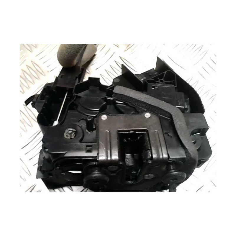 Serrure arriere droit RENAULT MEGANE 4 PHASE 2 d’occasion