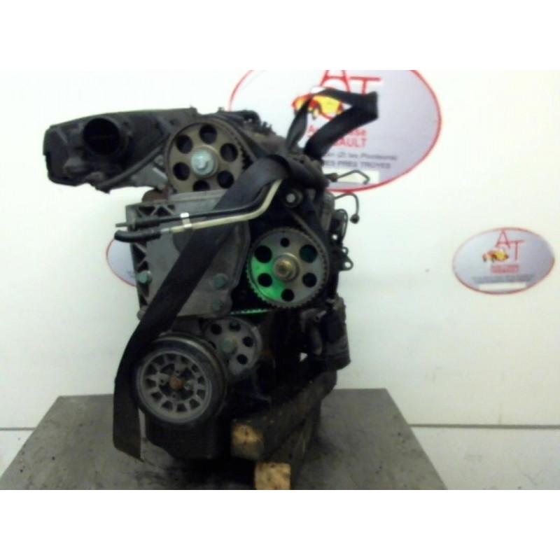 Moteur VOLKSWAGEN POLO III (6N1) d’occasion