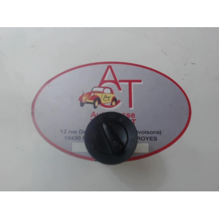 Commande de phare VOLKSWAGEN PASSAT V (3B3) d’occasion