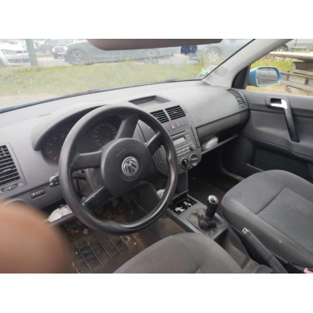 Poignee interieur avant droit VOLKSWAGEN POLO 4 PHASE 1 d’occasion
