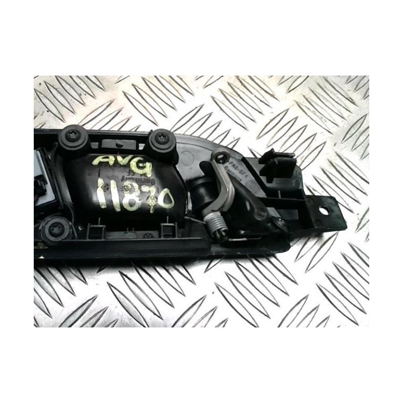 Poignee interieur avant gauche VOLKSWAGEN POLO 4 PHASE 1 d’occasion