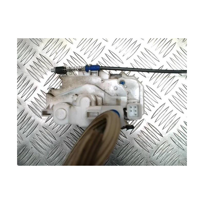 Serrure avant droit CITROEN NEMO d’occasion