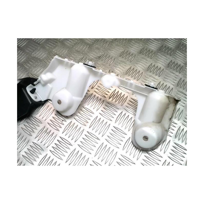 Moulure de pare choc arriere RENAULT MEGANE 4 PHASE 2 d’occasion