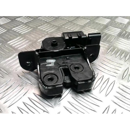 Serrure de coffre RENAULT MEGANE 4 PHASE 2 d’occasion