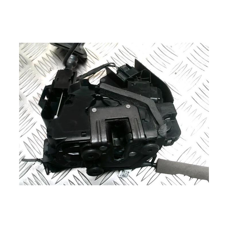 Serrure avant droit RENAULT MEGANE 4 PHASE 2 d’occasion