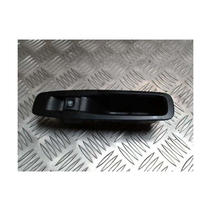 Interrupteur de leve vitre arriere droit RENAULT MEGANE 4 PHASE 2 d’occasion