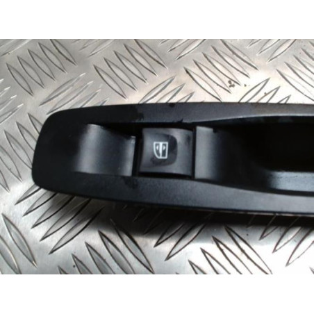Interrupteur de leve vitre arriere droit RENAULT MEGANE 4 PHASE 2 d’occasion