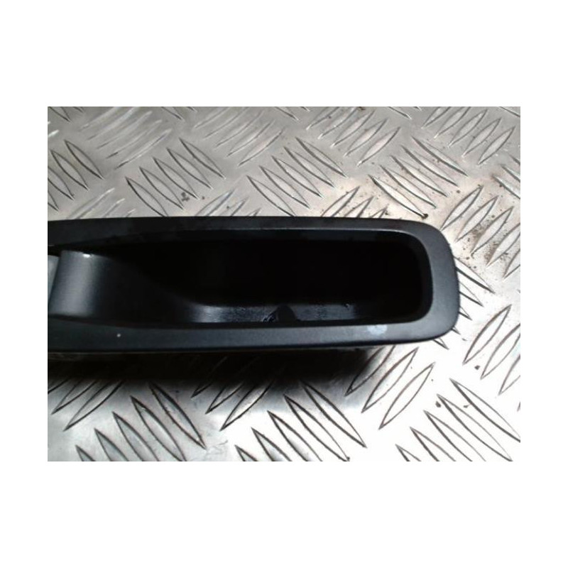 Interrupteur de leve vitre arriere droit RENAULT MEGANE 4 PHASE 2 d’occasion