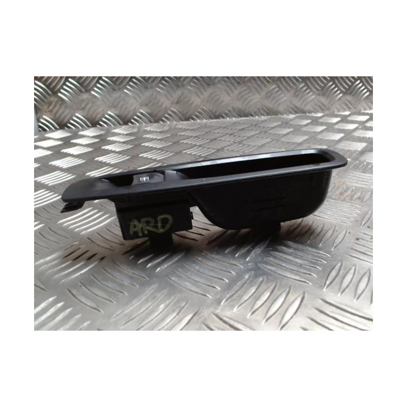 Interrupteur de leve vitre arriere droit RENAULT MEGANE 4 PHASE 2 d’occasion