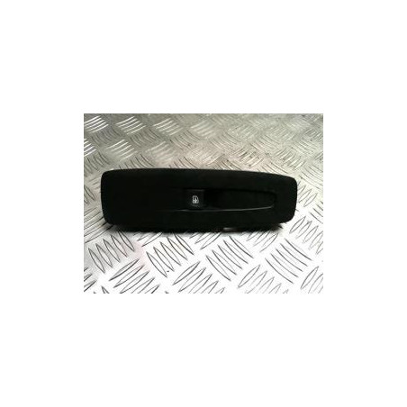 Interrupteur de leve vitre avant droit RENAULT MEGANE 4 PHASE 2 d’occasion