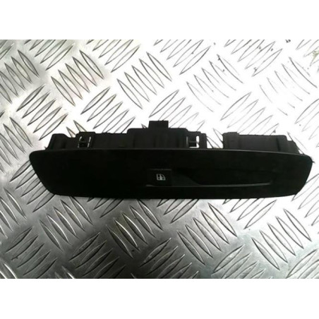 Interrupteur de leve vitre avant droit RENAULT MEGANE 4 PHASE 2 d’occasion