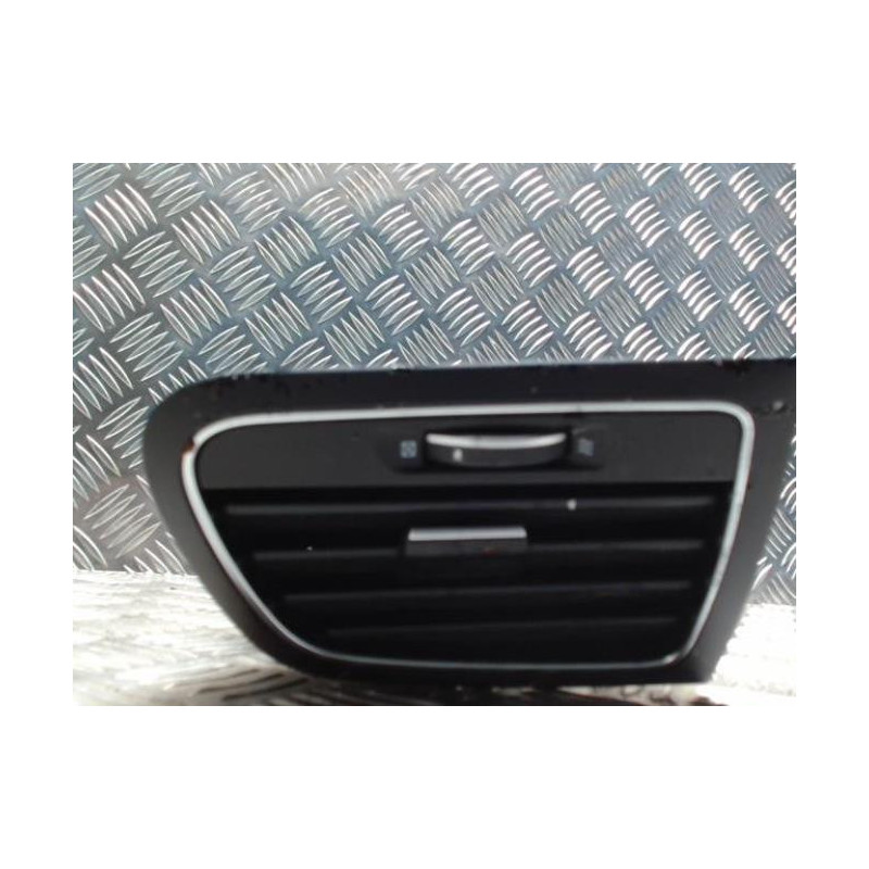 Aerateur tableau de bord avant gauche RENAULT MEGANE 4 PHASE 2 d’occasion