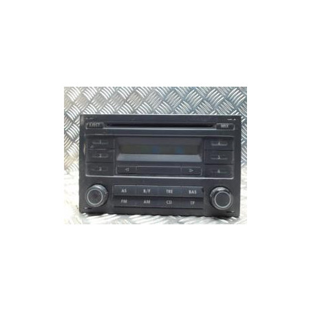 Autoradio d'origine VOLKSWAGEN POLO 4 PHASE 1 d’occasion