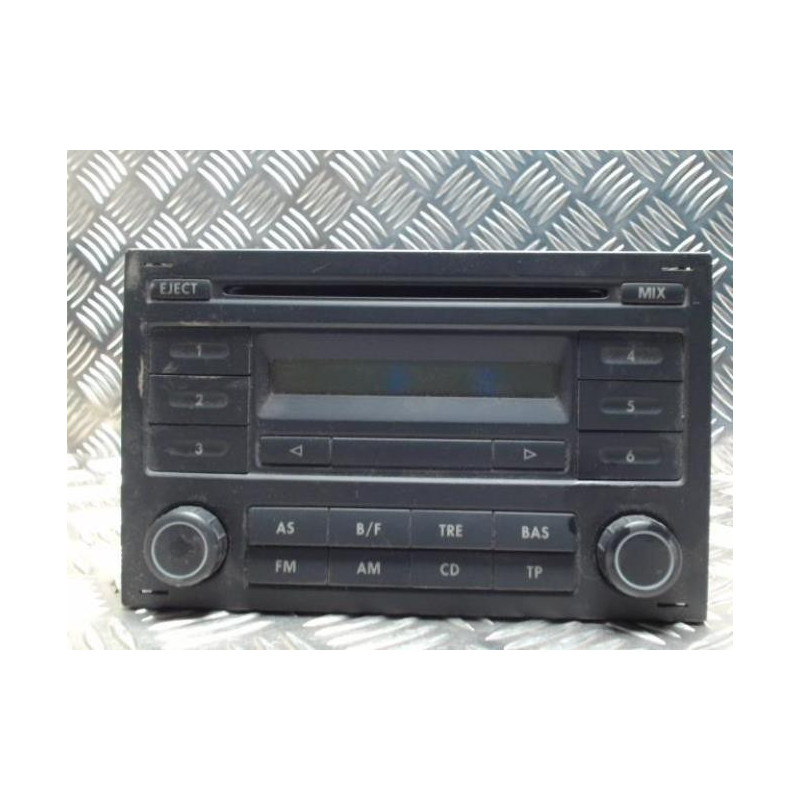Autoradio d'origine VOLKSWAGEN POLO 4 PHASE 1 d’occasion