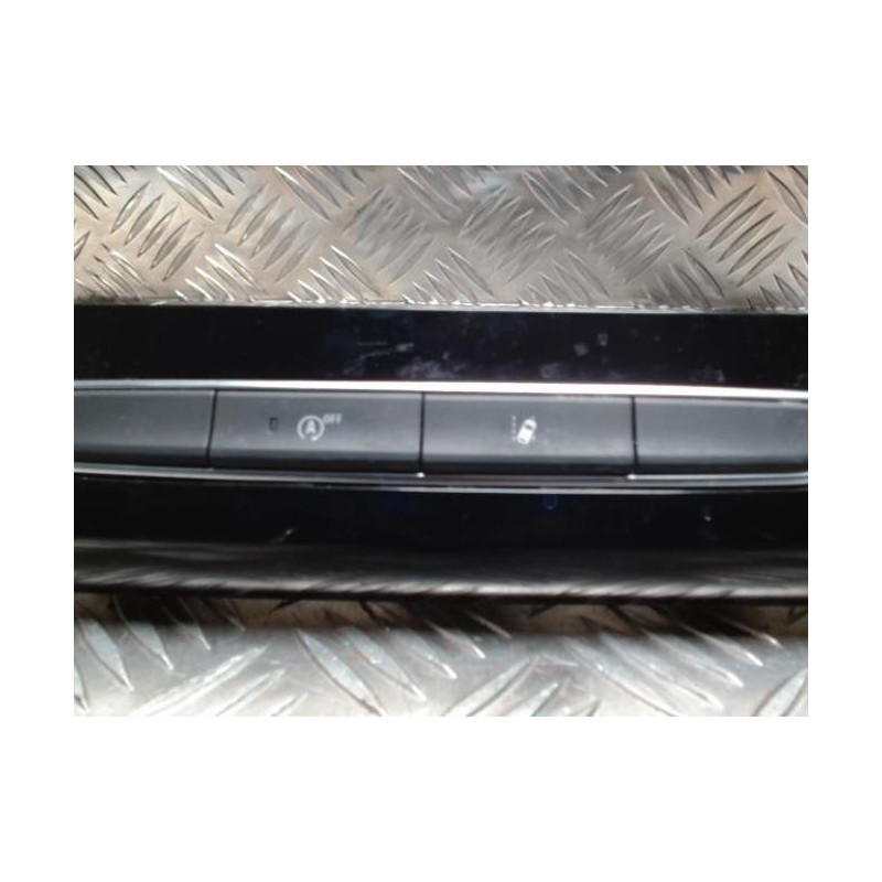 Aerateur tableau de bord RENAULT MEGANE 4 PHASE 2 d’occasion