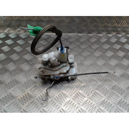 Serrure avant gauche CITROEN NEMO d’occasion