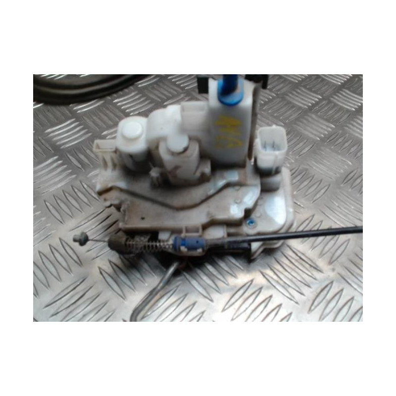 Serrure avant gauche CITROEN NEMO d’occasion