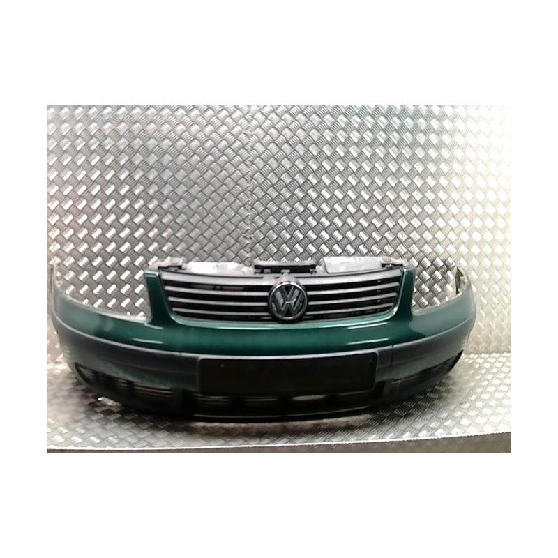 Pare choc avant VOLKSWAGEN PASSAT 4 PHASE 1 d’occasion