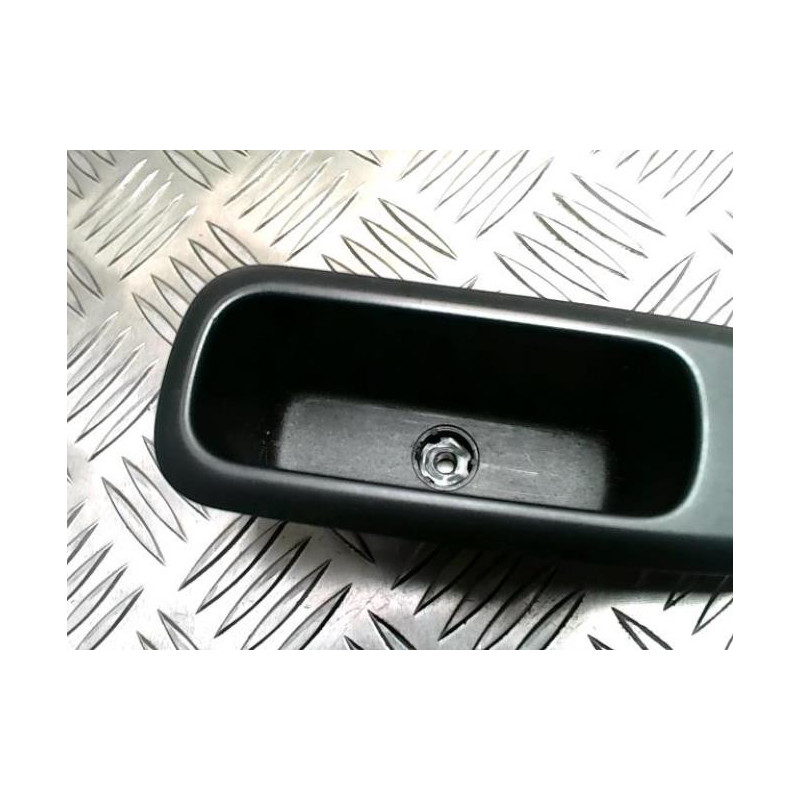 Interrupteur de leve vitre arriere droit PEUGEOT 3008 1 PHASE 1 d’occasion