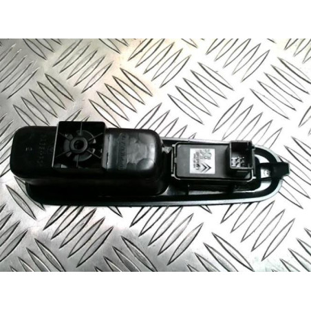 Interrupteur de leve vitre arriere droit PEUGEOT 3008 1 PHASE 1 d’occasion