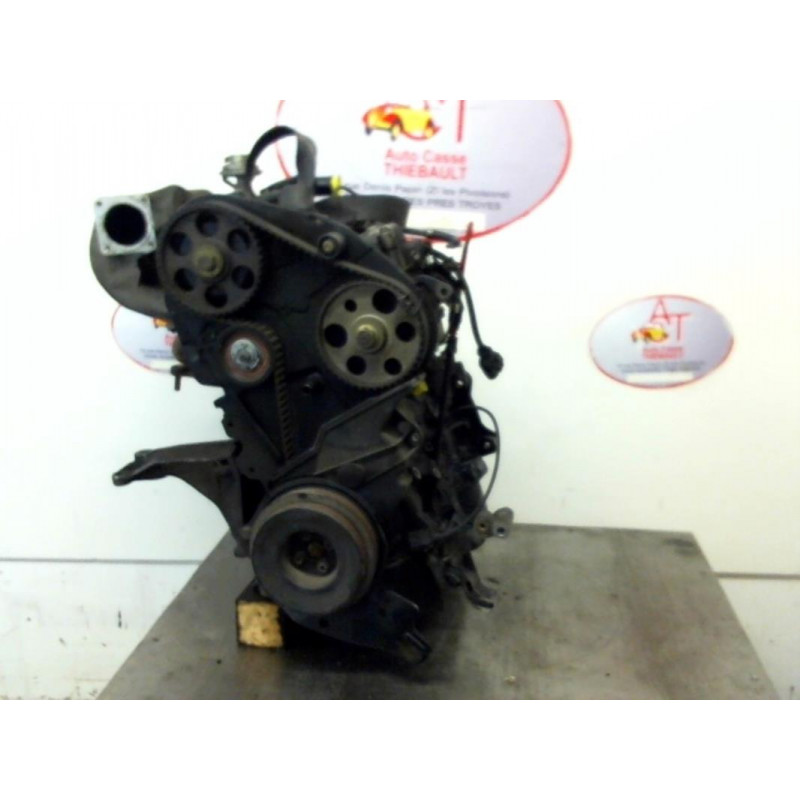 Moteur VOLKSWAGEN POLO III (6N1) d’occasion
