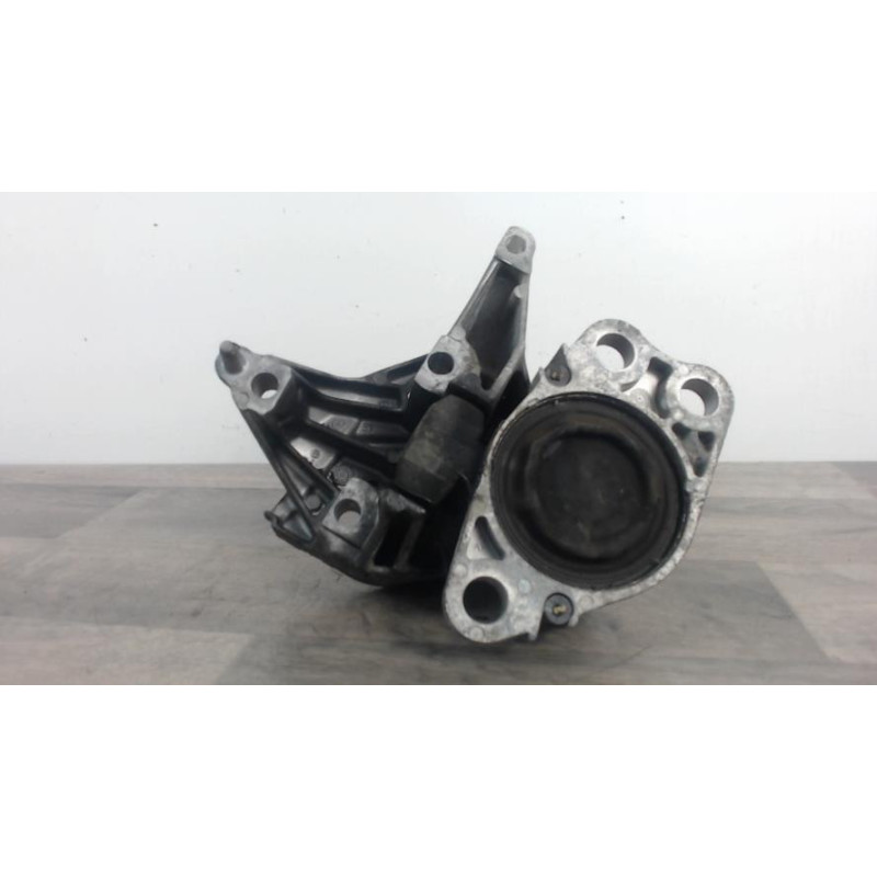 Support moteur RENAULT KANGOO 1 PHASE 2 d’occasion