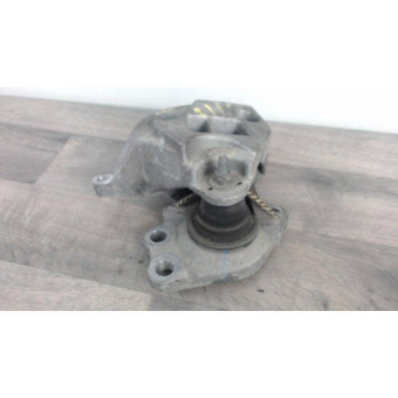 Support moteur RENAULT KANGOO 1 PHASE 2 d’occasion