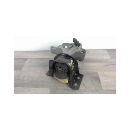 Support moteur RENAULT CLIO 4 PHASE 1 BREAK d’occasion