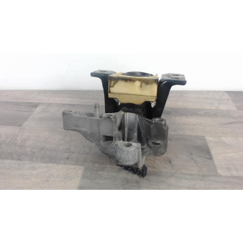 Support moteur RENAULT CLIO 4 PHASE 1 BREAK d’occasion