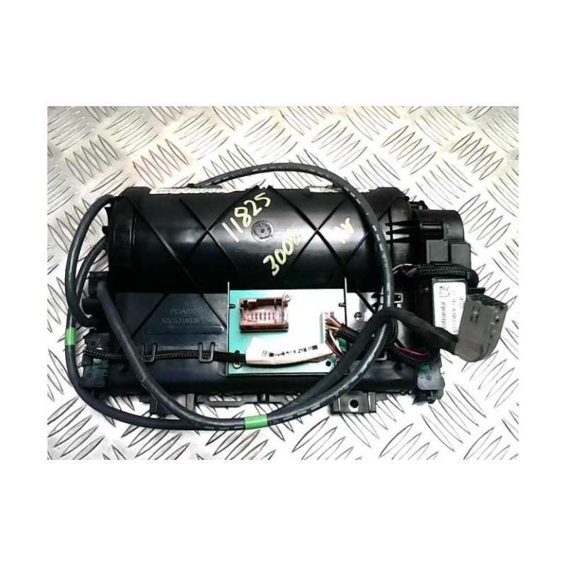 Ecran GPS PEUGEOT 3008 1 PHASE 1 d’occasion