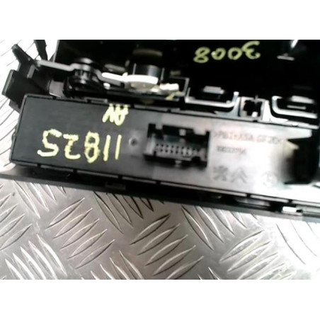Aerateur tableau de bord PEUGEOT 3008 1 PHASE 1 d’occasion