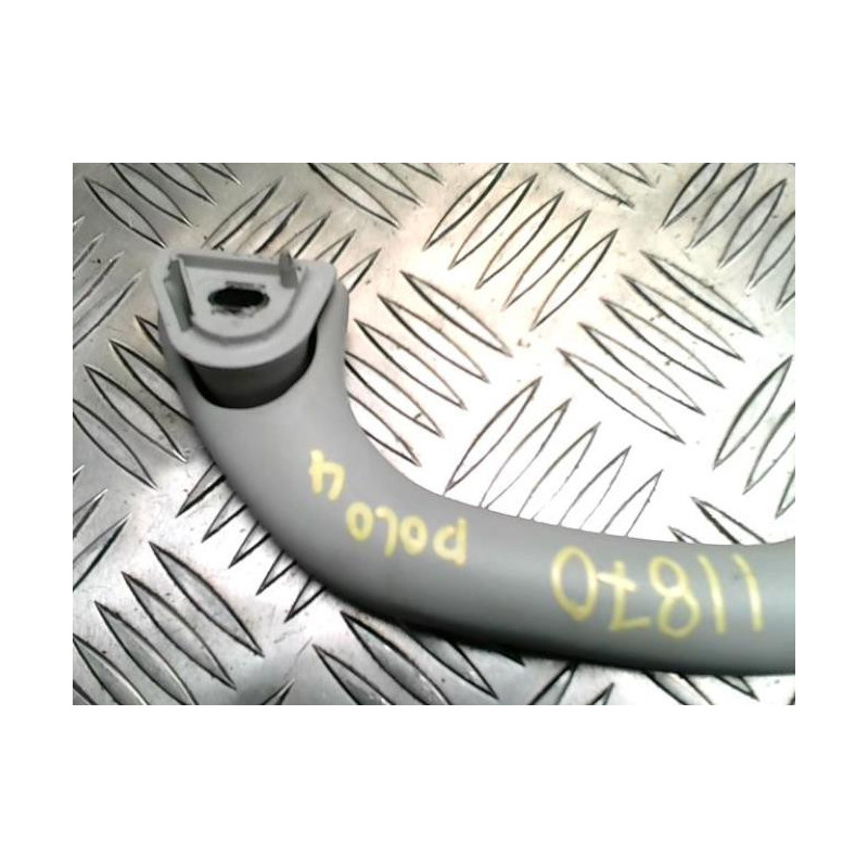 Poignee de maintien avant gauche VOLKSWAGEN POLO 4 PHASE 1 d’occasion