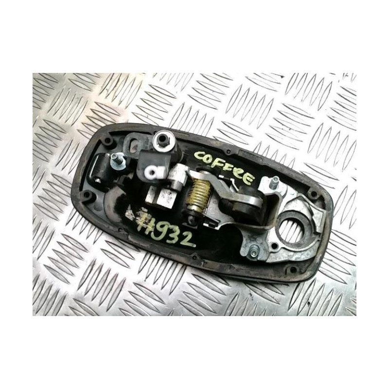 Poignee porte coffre gauche CITROEN NEMO d’occasion