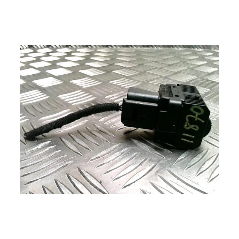 Commande de reglage hauteur de phare VOLKSWAGEN POLO 4 PHASE 1 d’occasion