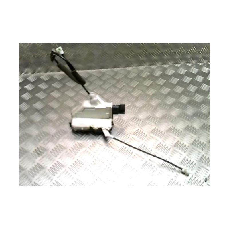 Serrure avant droit PEUGEOT 3008 1 PHASE 1 d’occasion