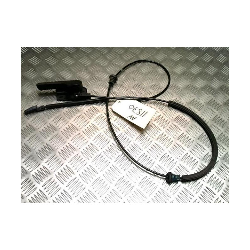 Cable ouverture capot VOLKSWAGEN POLO 4 PHASE 1 d’occasion