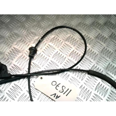 Cable ouverture capot VOLKSWAGEN POLO 4 PHASE 1 d’occasion