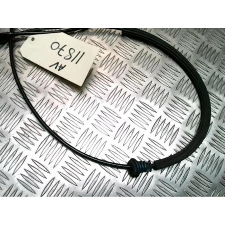 Cable ouverture capot VOLKSWAGEN POLO 4 PHASE 1 d’occasion