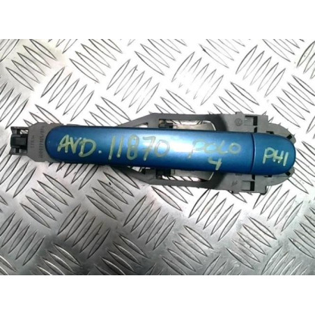 Poignee porte avant droit VOLKSWAGEN POLO 4 PHASE 1 d’occasion