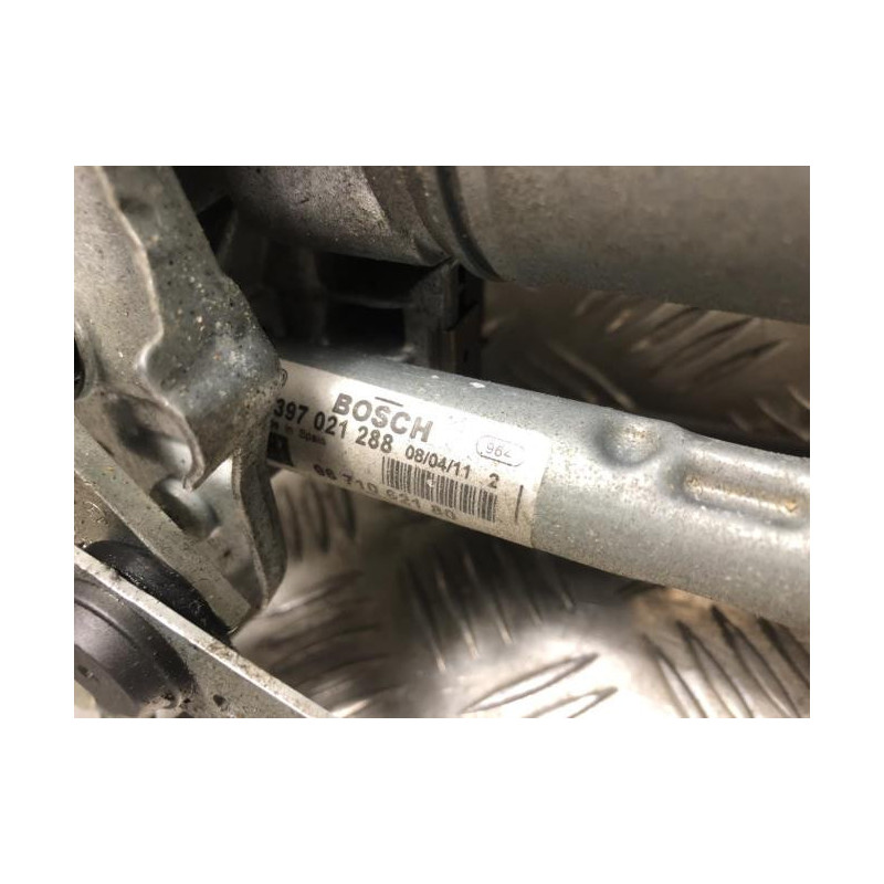 Moteur essuie glace avant gauche PEUGEOT 3008 1 PHASE 1 d’occasion