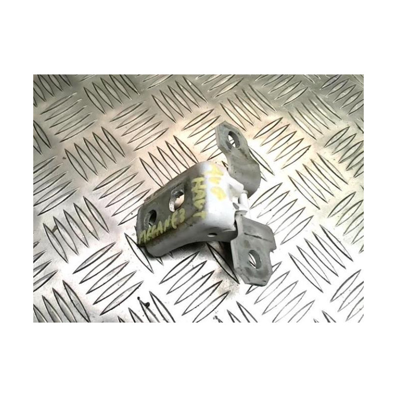Charniere de porte avant gauche RENAULT MEGANE 3 PHASE 1 COUPE d’occasion