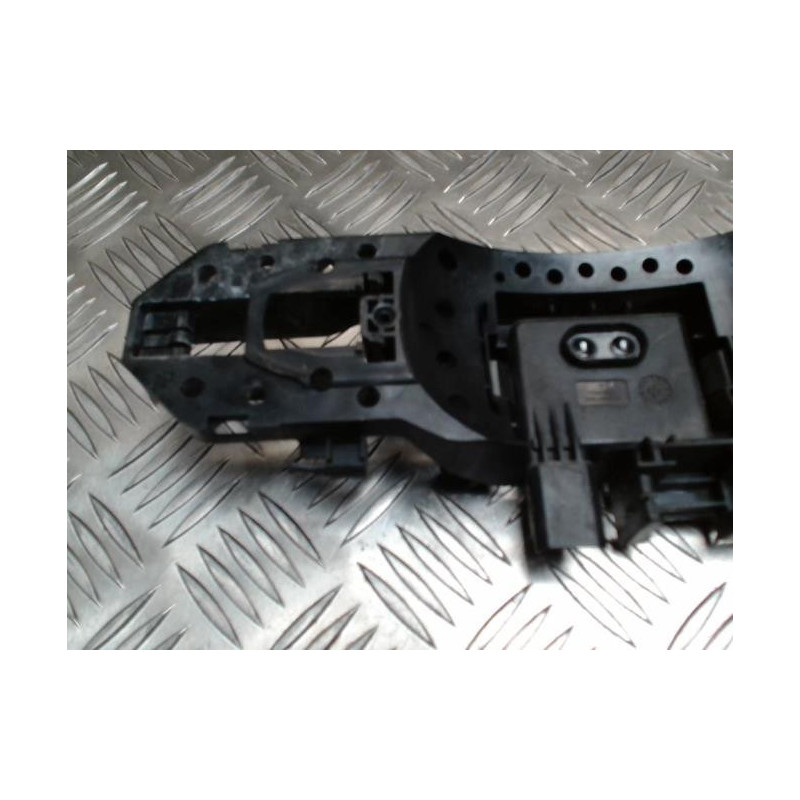 Support poignee porte avant gauche RENAULT MEGANE 3 PHASE 1 COUPE d’occasion