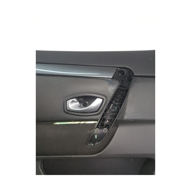 Panneau de porte avant gauche RENAULT LAGUNA 3 PHASE 1 COUPE d’occasion