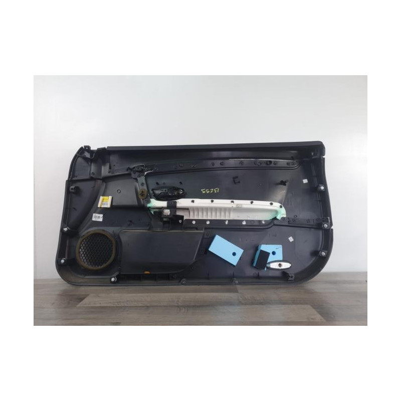 Panneau de porte avant gauche RENAULT LAGUNA 3 PHASE 1 COUPE d’occasion